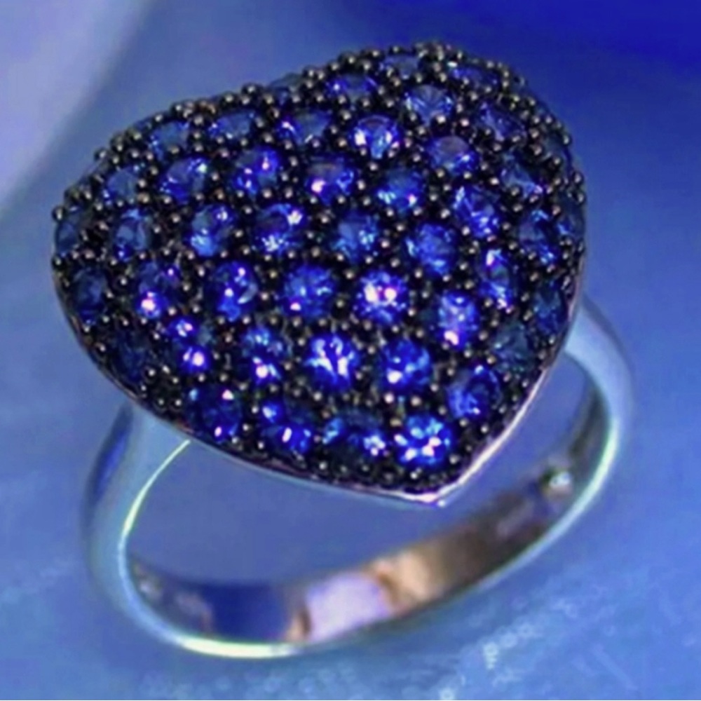 Heart with Blue Cubic Zirconia Ring - Size 10 - Picture 2 of 2